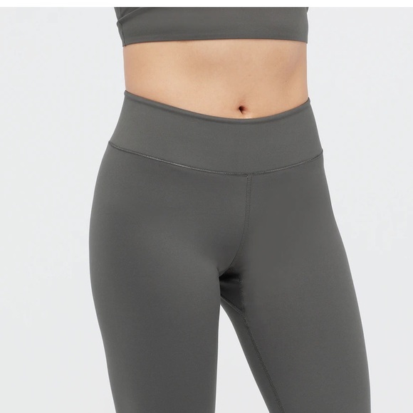 2/$30 Uniqlo UV Soft Leggings in Gray - Picture 2 of 4